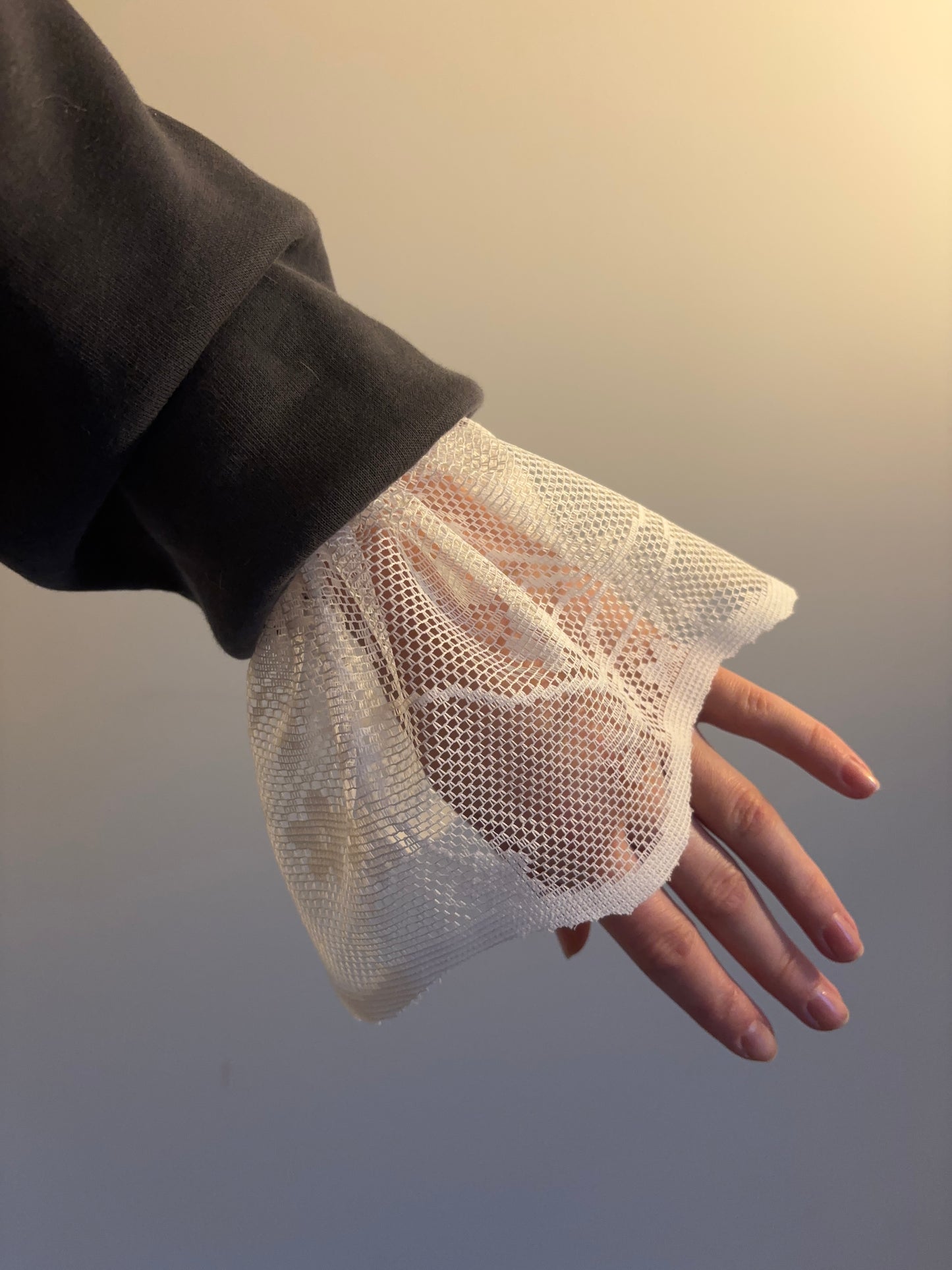 Koronkowe mankiety crokus