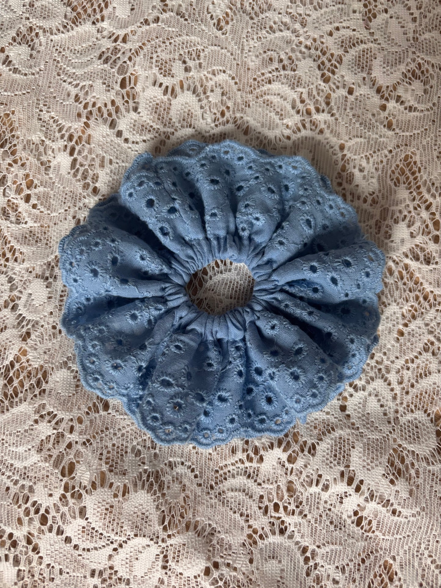 Scrunchie romantic ice