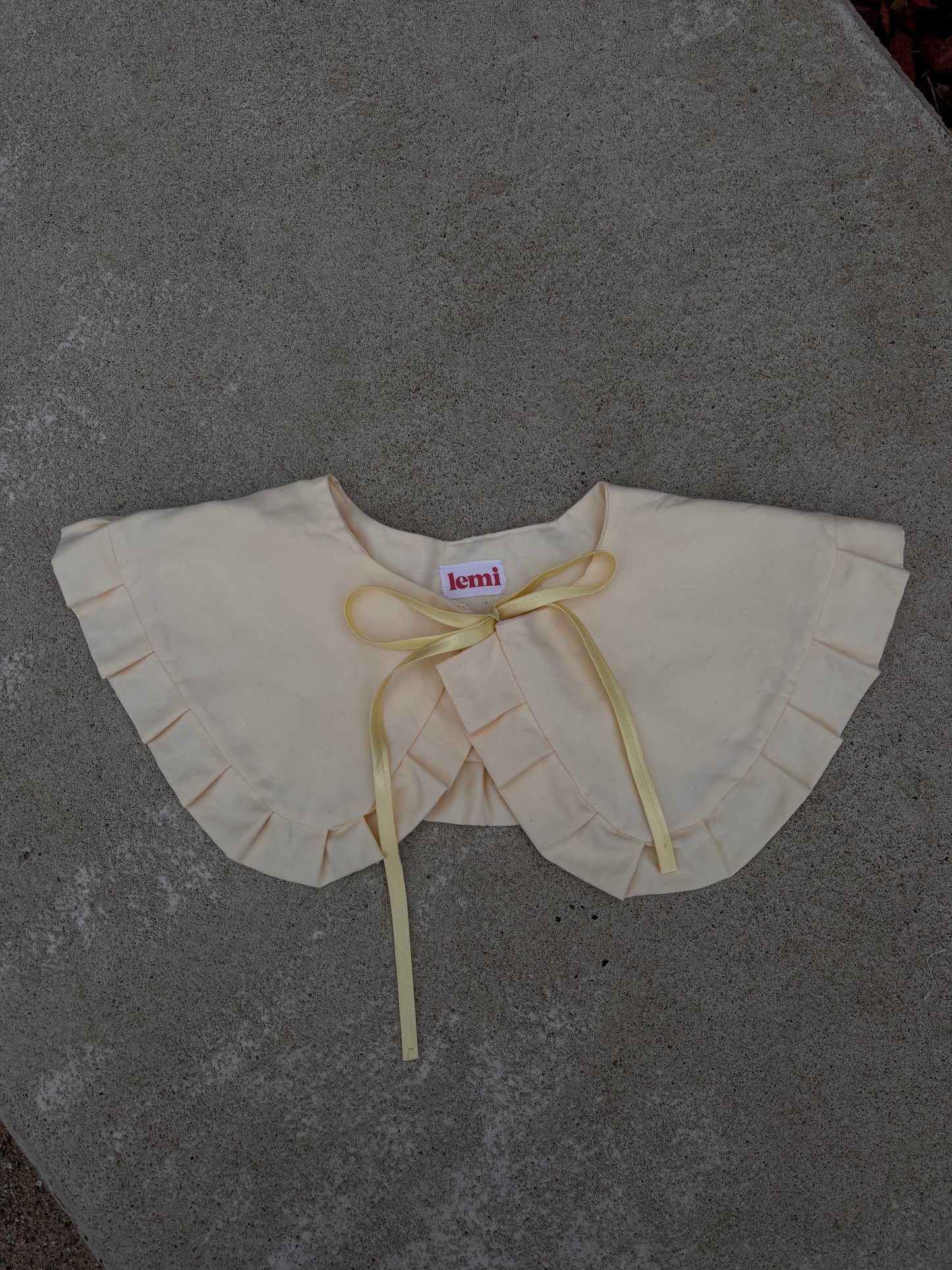 Kołnierzyk masełko