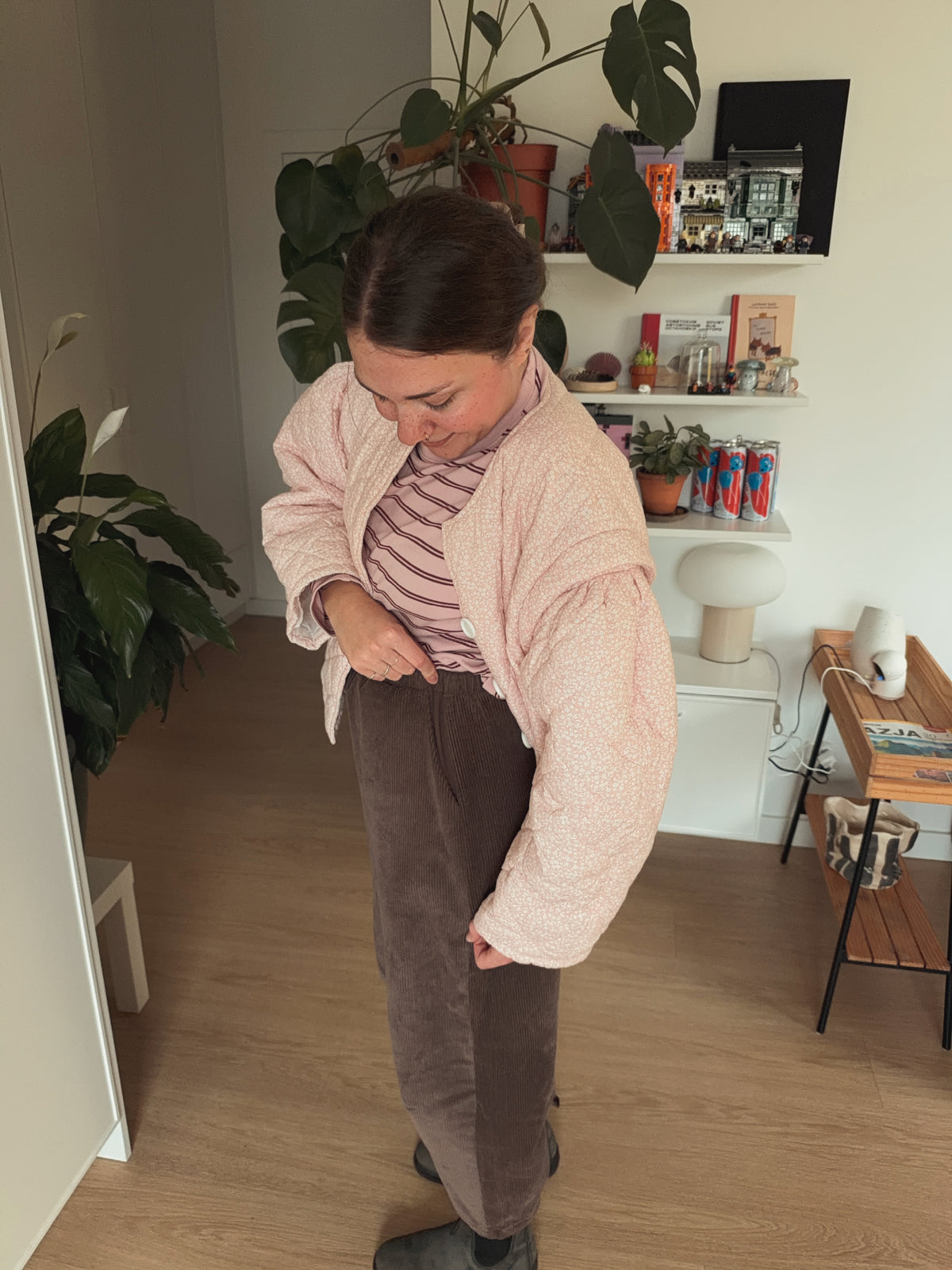 Spodnie barrel Poppi sztruksowe Mokka